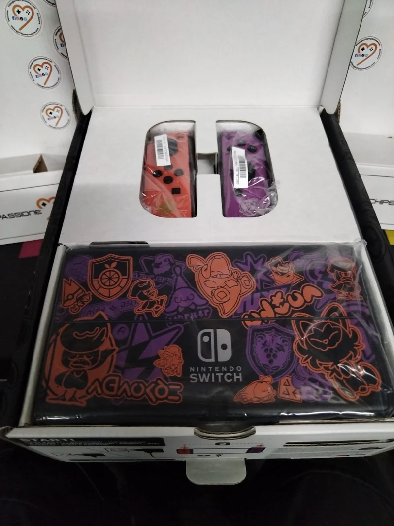Nintendo Switch Oled Pokémon Scarlatto e Violetto (usato garantito)