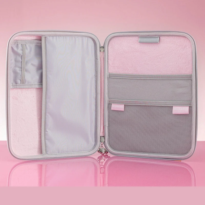 GeekShare Hello Kitty Shining Silver Heart iPad Sleeve