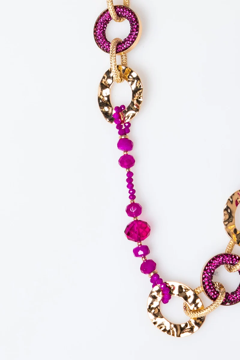 Collana lunga con cerchi