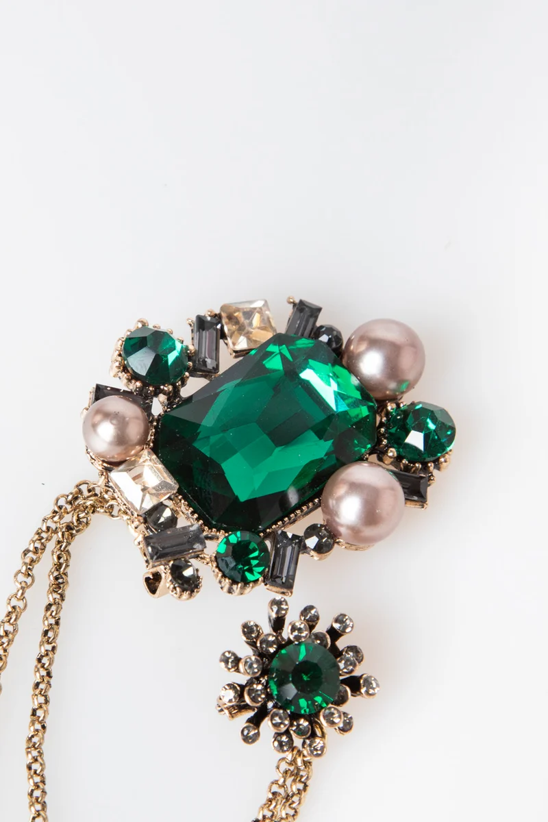 Spilla con cristalli e perle