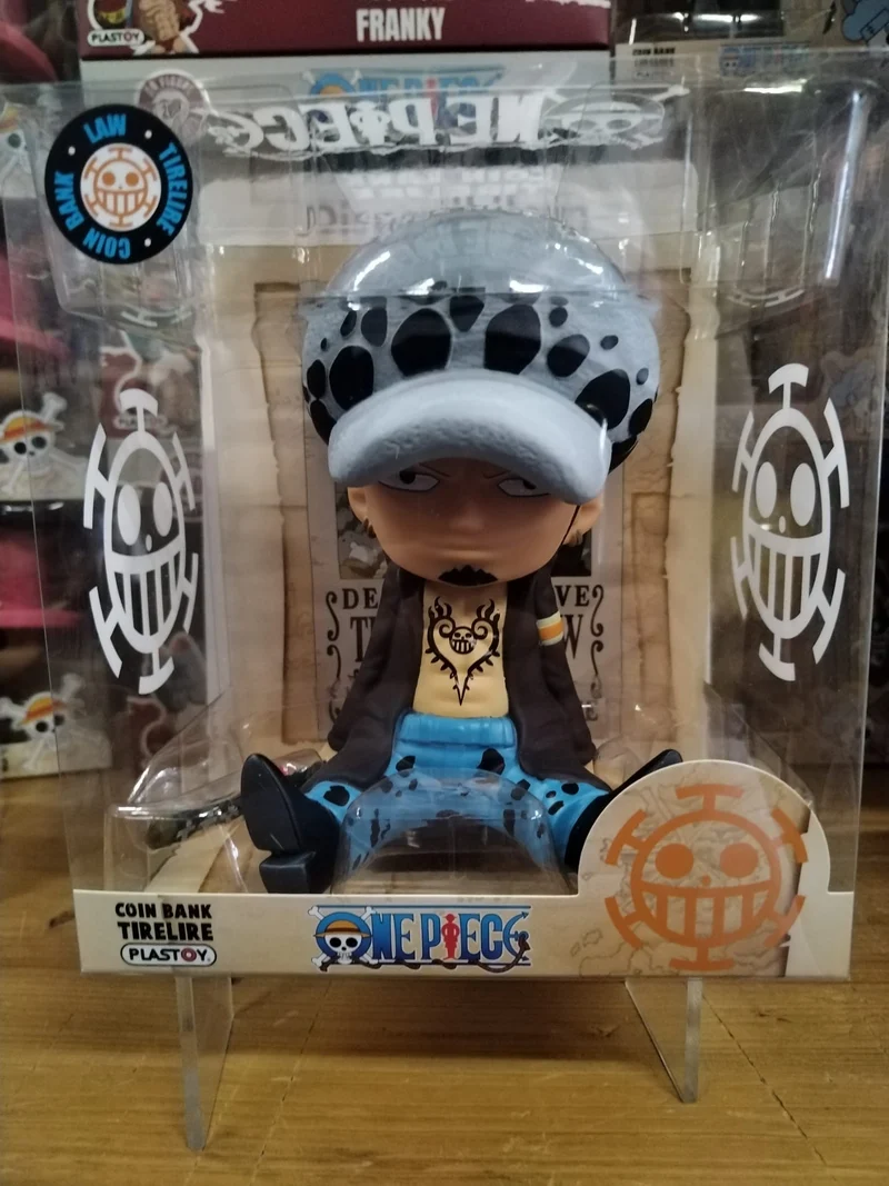 One Piece: TRAFALGAR LAW - FIGURE MONEY BOX