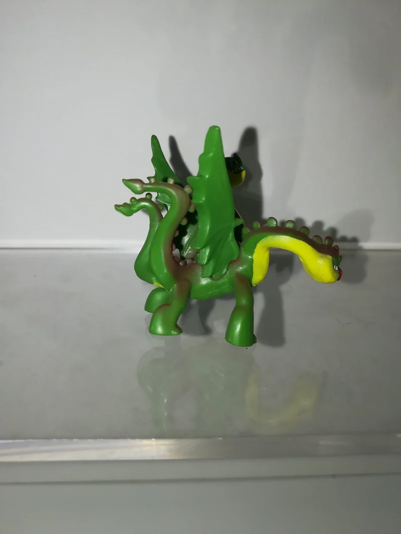 DRAGON TRAINER MINI FIGURE (5cm)