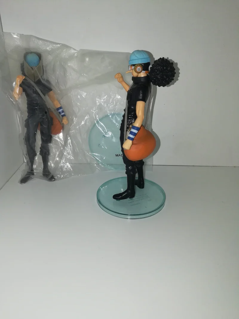 ONE PIECE BANDAI USOPP (15cm)nuova ma senza scatola