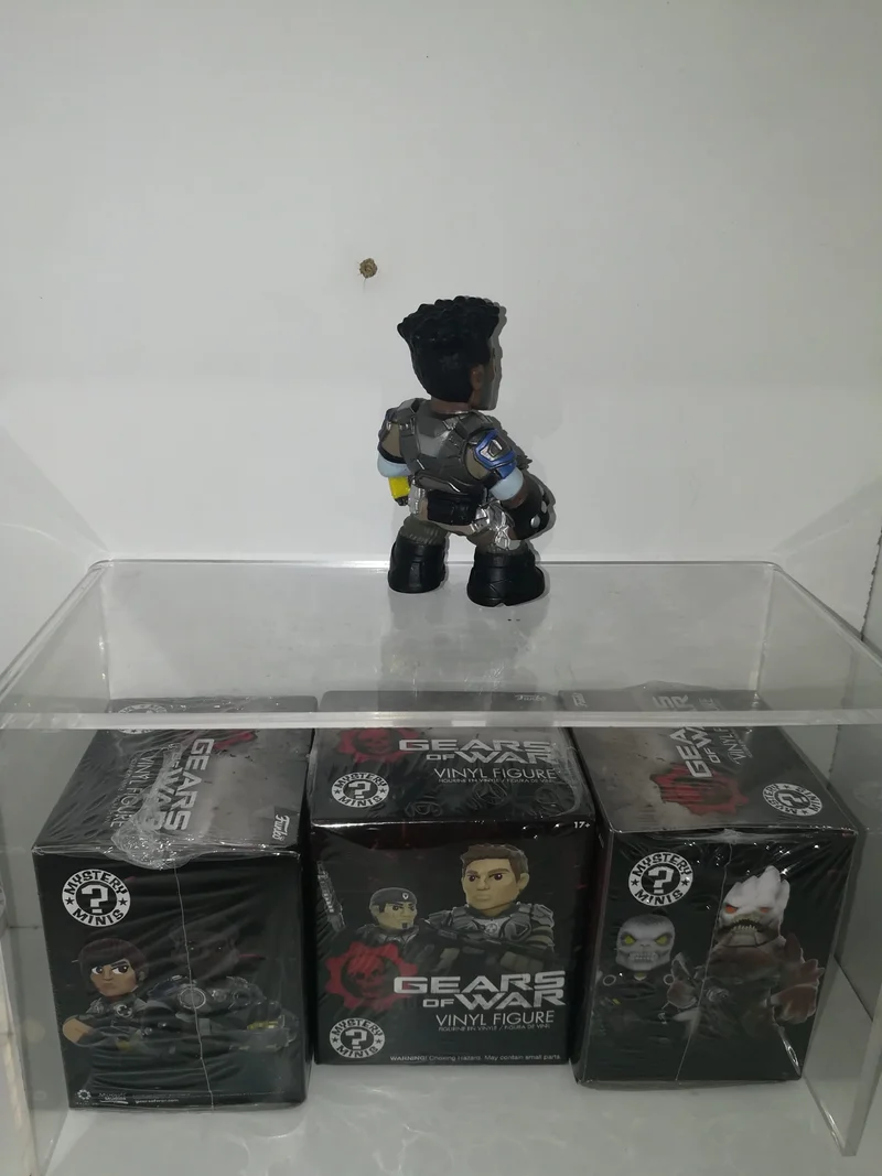 GEARS OF WAR DELMONT WALKER (DEL) (8cm)