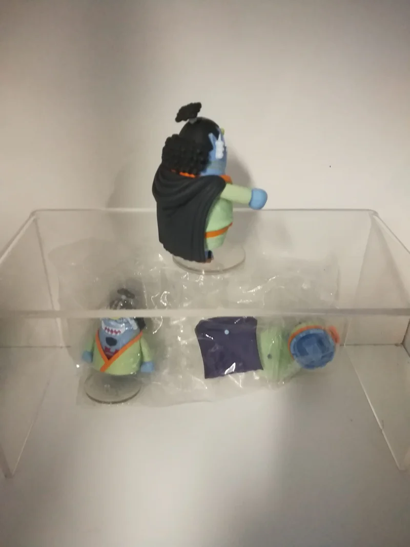 ONE PIECE JINBEI (6cm)CON MOVIMENTI