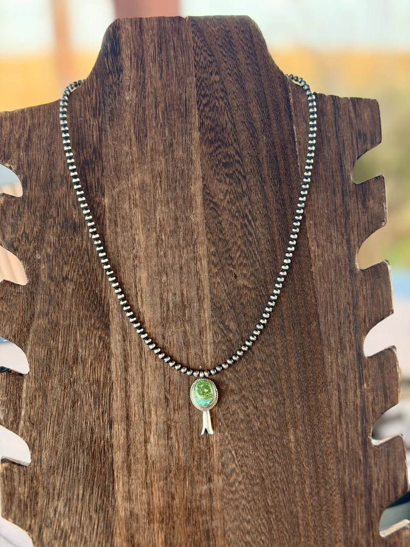 Naja Sonoran Pendant on 4mm Pearls Necklace 16”