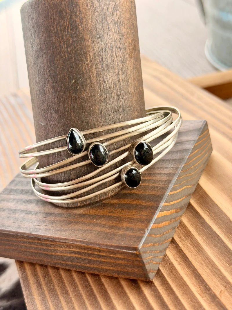 Black Onyx Single Stone Bracelets