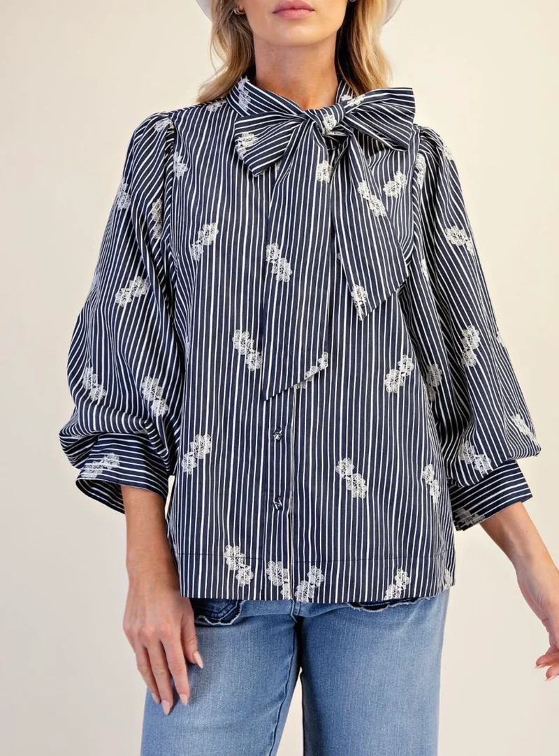 Navy / Ivory Embroidered Button Up 3/4 Sleeve Top