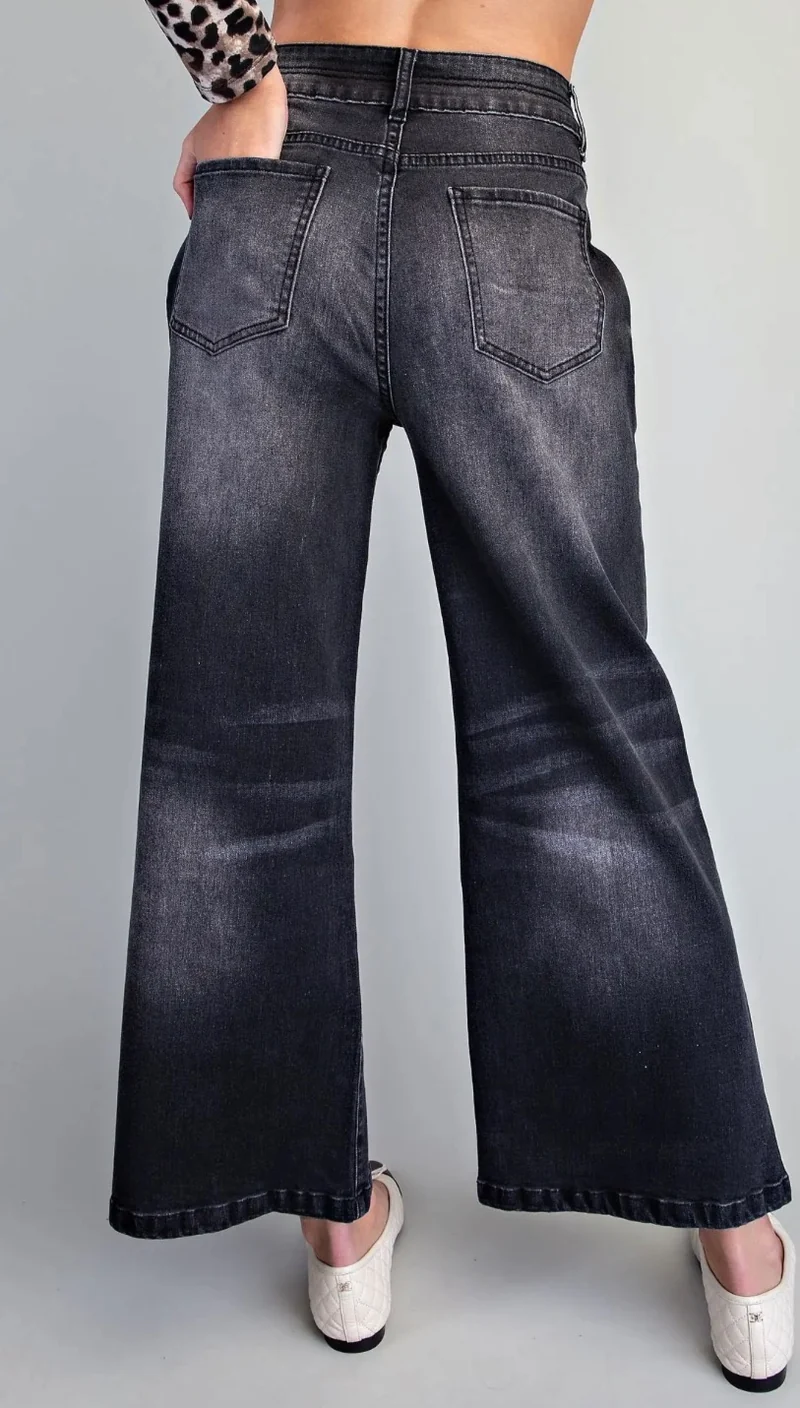 Black Front Seam Crop Jeans