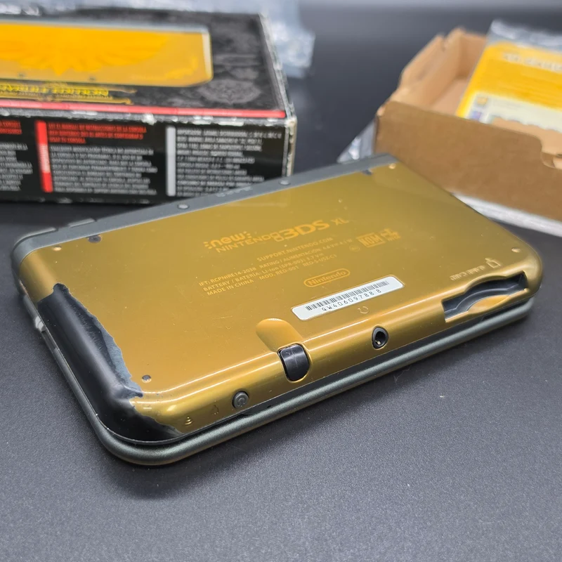 CIB "New" Nintendo 3DS XL Hyrule Edition (B)