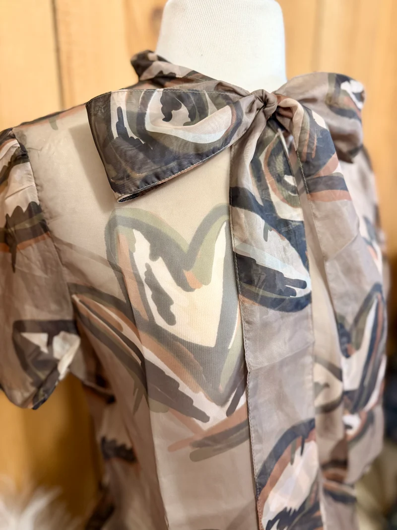 Ten Gallon Drip Bow Tie Top