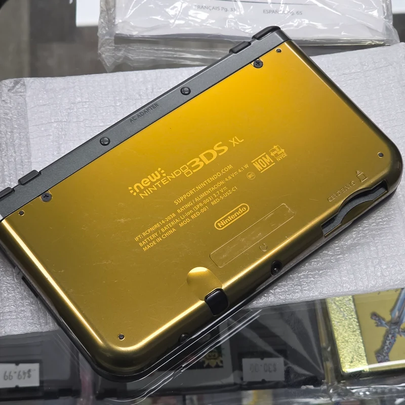 CIB "New" Nintendo 3DS XL Hyrule Edition