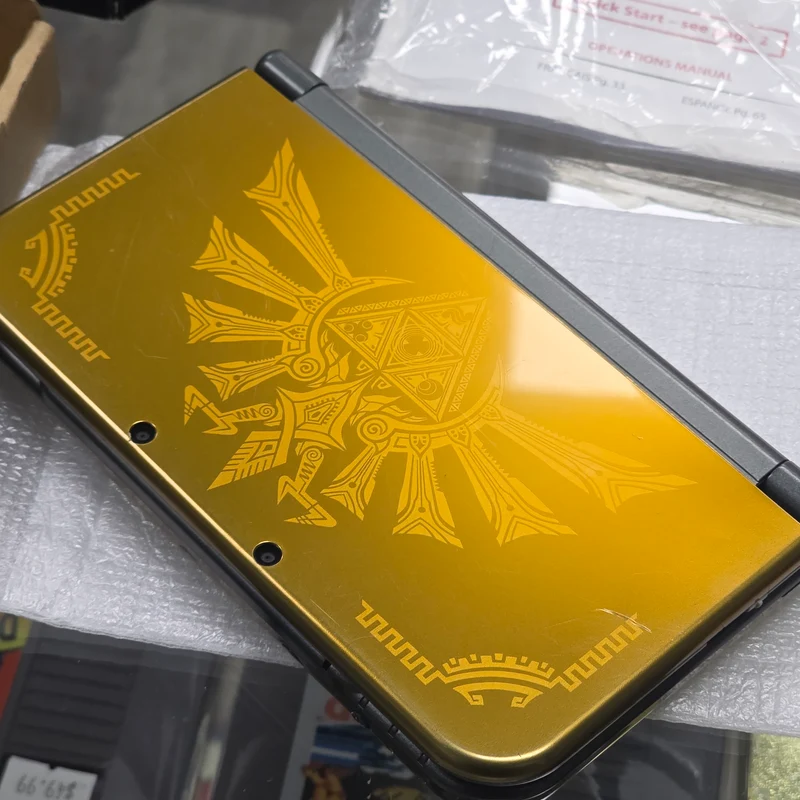 CIB "New" Nintendo 3DS XL Hyrule Edition