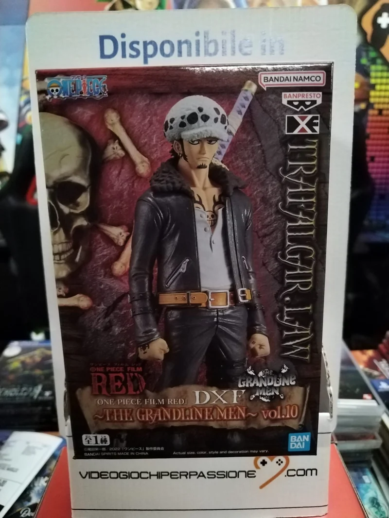 ONE PIECE FILM RED TRAFALGAR . LAW