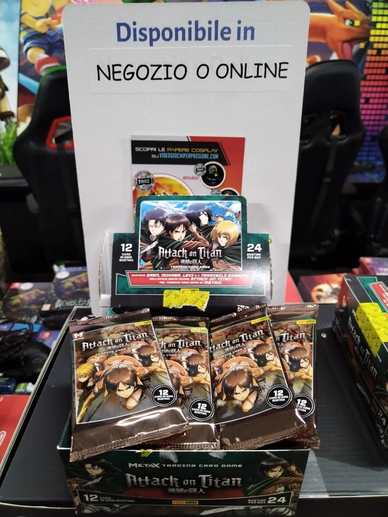 Attack on Titan Gioco di Carte - 1 Bustina Edizione Italiana