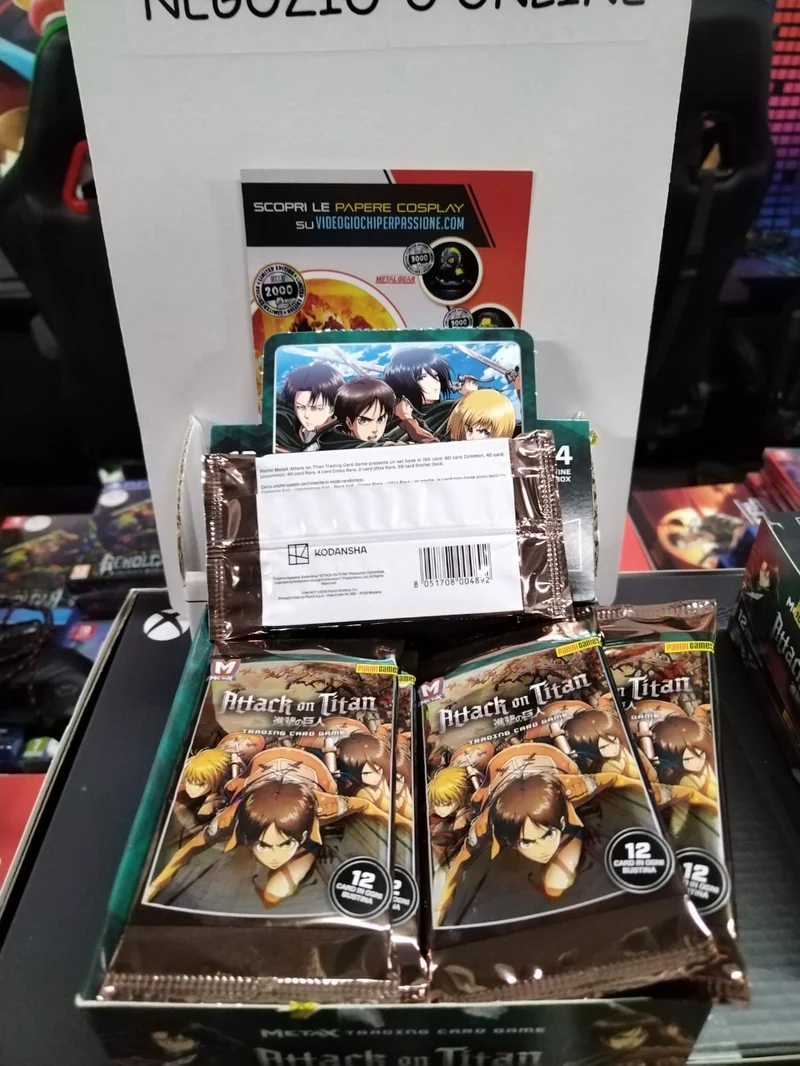 Attack on Titan Gioco di Carte - 1 Bustina Edizione Italiana