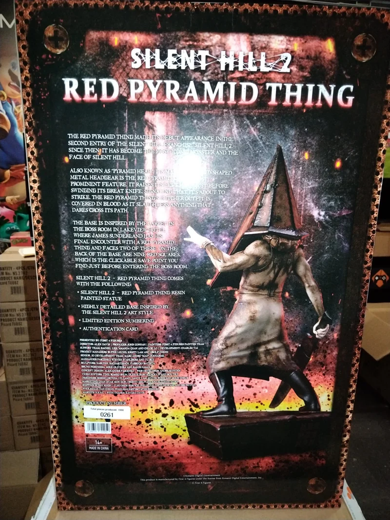 Silent Hill 2 Statue Red Pyramid Thing 46 cm FIRST 4 FIGURE -