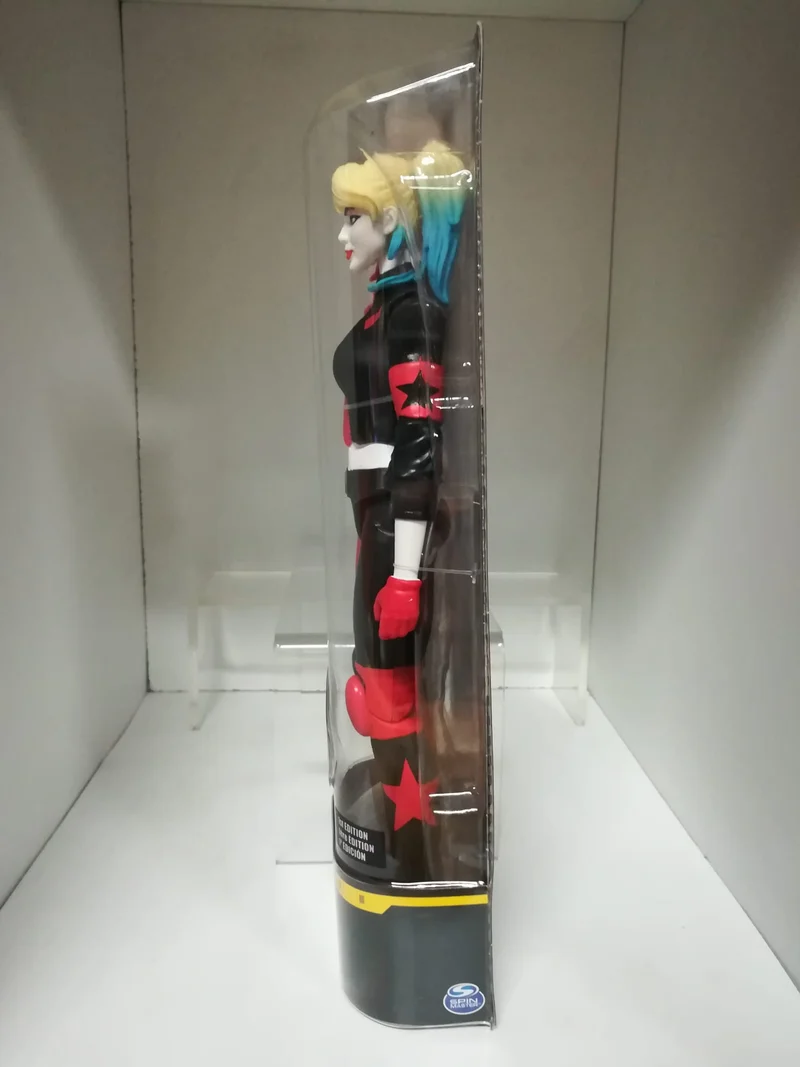 DC Comics, Batman Harley Quinn, FIGURE 30 cm e dotato di 11 punti di articolazione