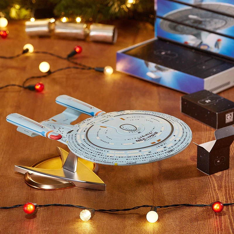 Official Star Trek USS Enterprise (NCC-1701-D) Countdown Character - Calendario Dell'Avvento Nerd!