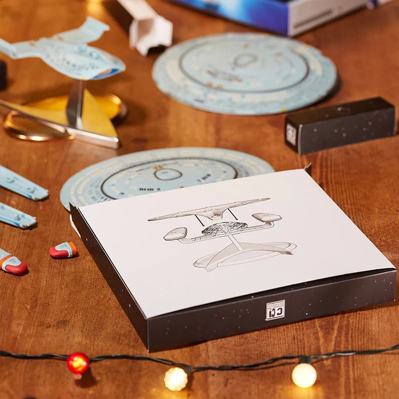 Official Star Trek USS Enterprise (NCC-1701-D) Countdown Character - Calendario Dell'Avvento Nerd!