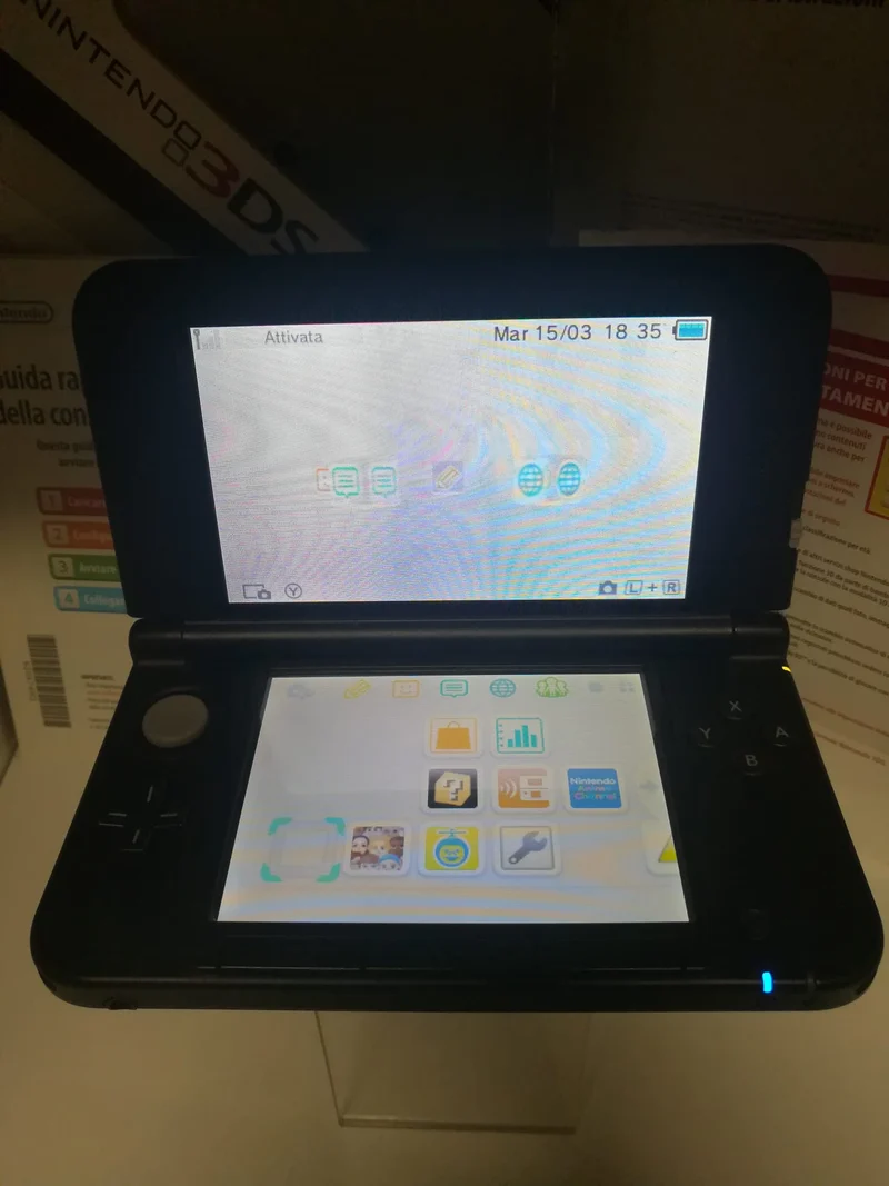 NINTENDO 3ds xl console in argento/nero (usato garantito)