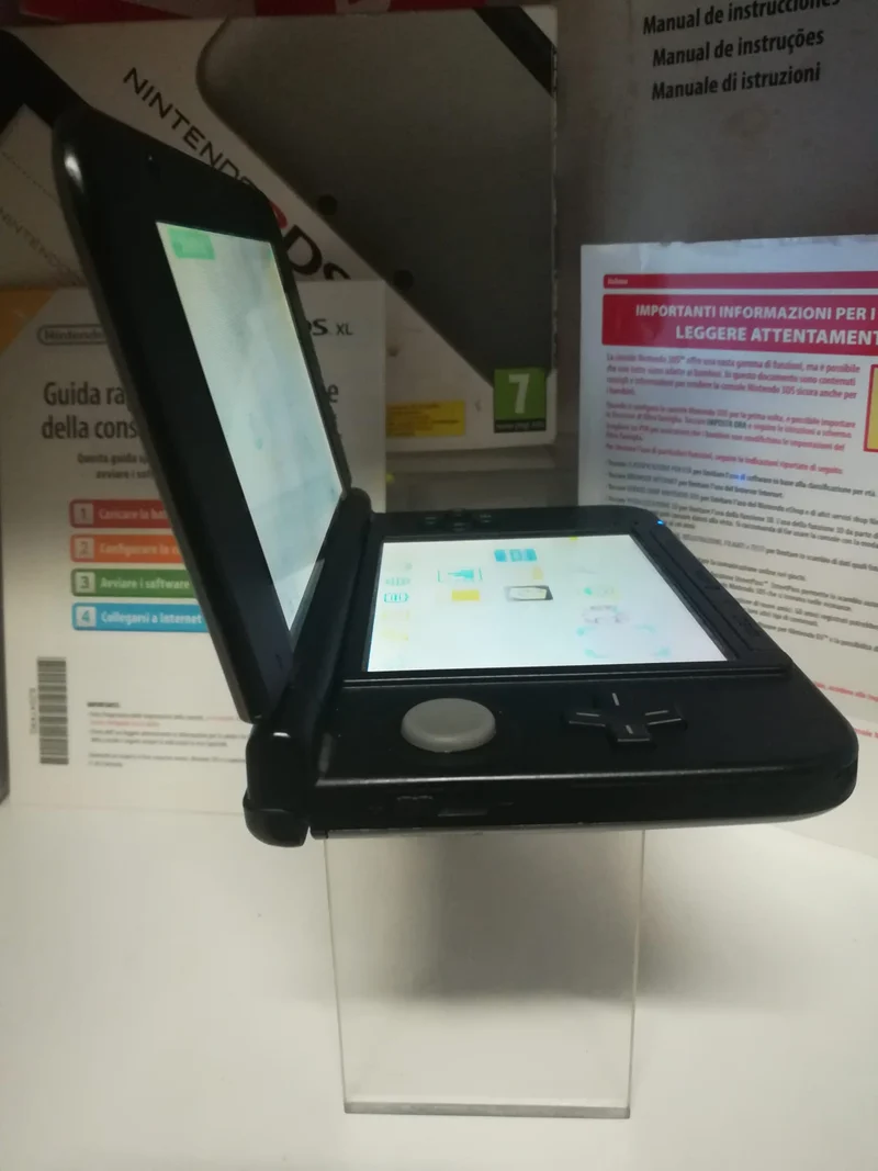 NINTENDO 3ds xl console in argento/nero (usato garantito)