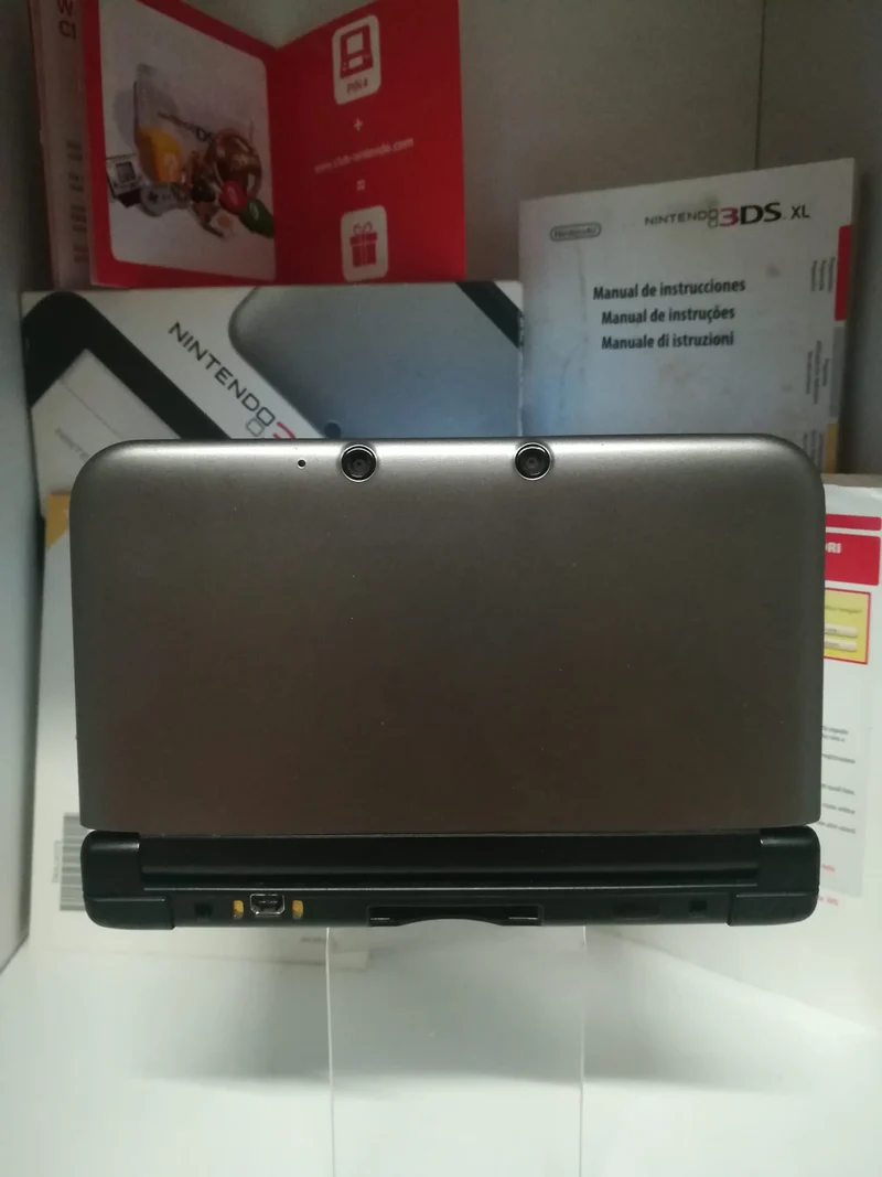 NINTENDO 3ds xl console in argento/nero (usato garantito)