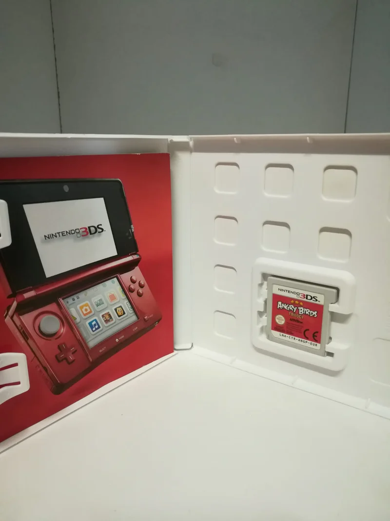 ANGRY BIRDS TRILOGY NINTENDO 3DS (usato garantito)