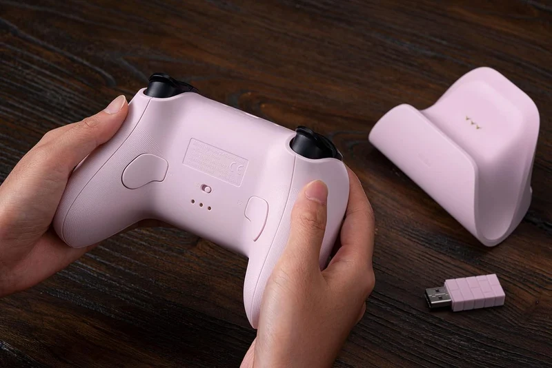 8BitDo Ultimate 2.4G Wireless Controller for [Windows / Apple / Android]