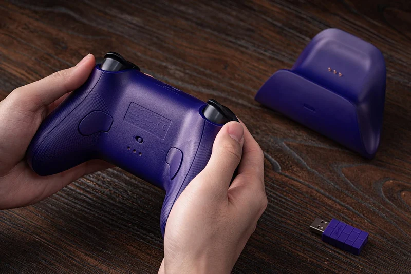 8BitDo Ultimate 2.4G Wireless Controller for [Windows / Apple / Android]