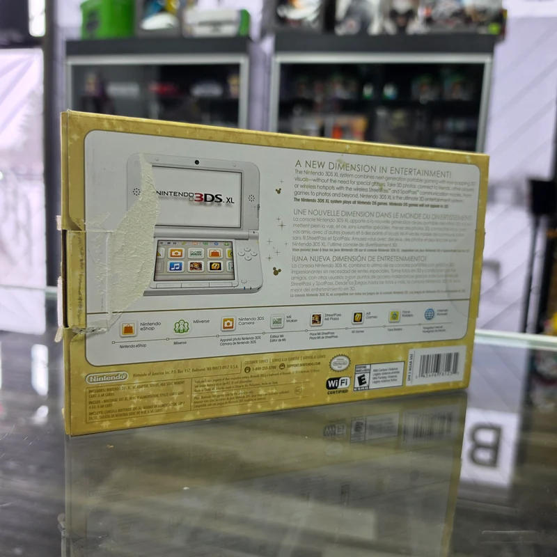 Nintendo 3DS XL Mickey Edition