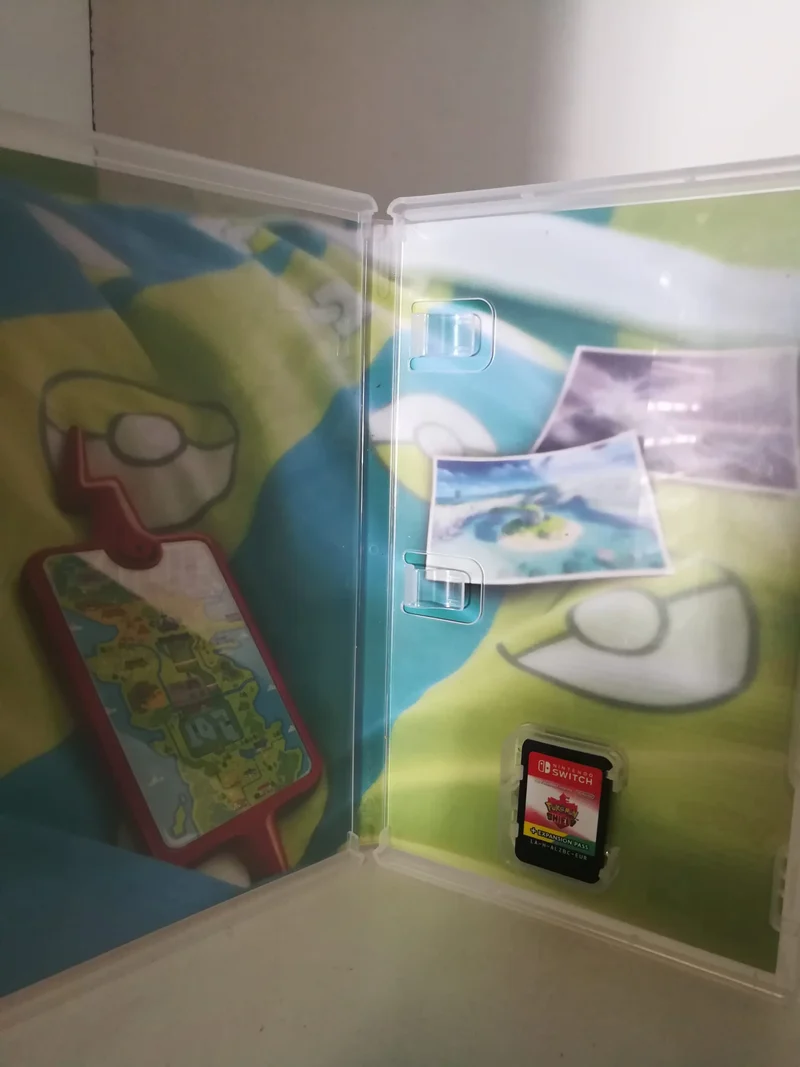 POKEMON SCUDO+PASS DI ESPANSIONE NINTENDO SWITCH (usato)(italiano)