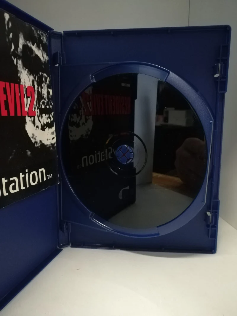 RESIDENT EVIL 2 PS1 (usato garantito)(solo cd e manuale italiano)