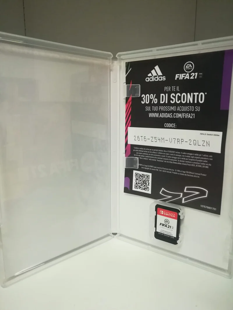 FIFA 21 LEGACY EDITION NINTENDO SWITCH (usato garantito)(versione italiana)