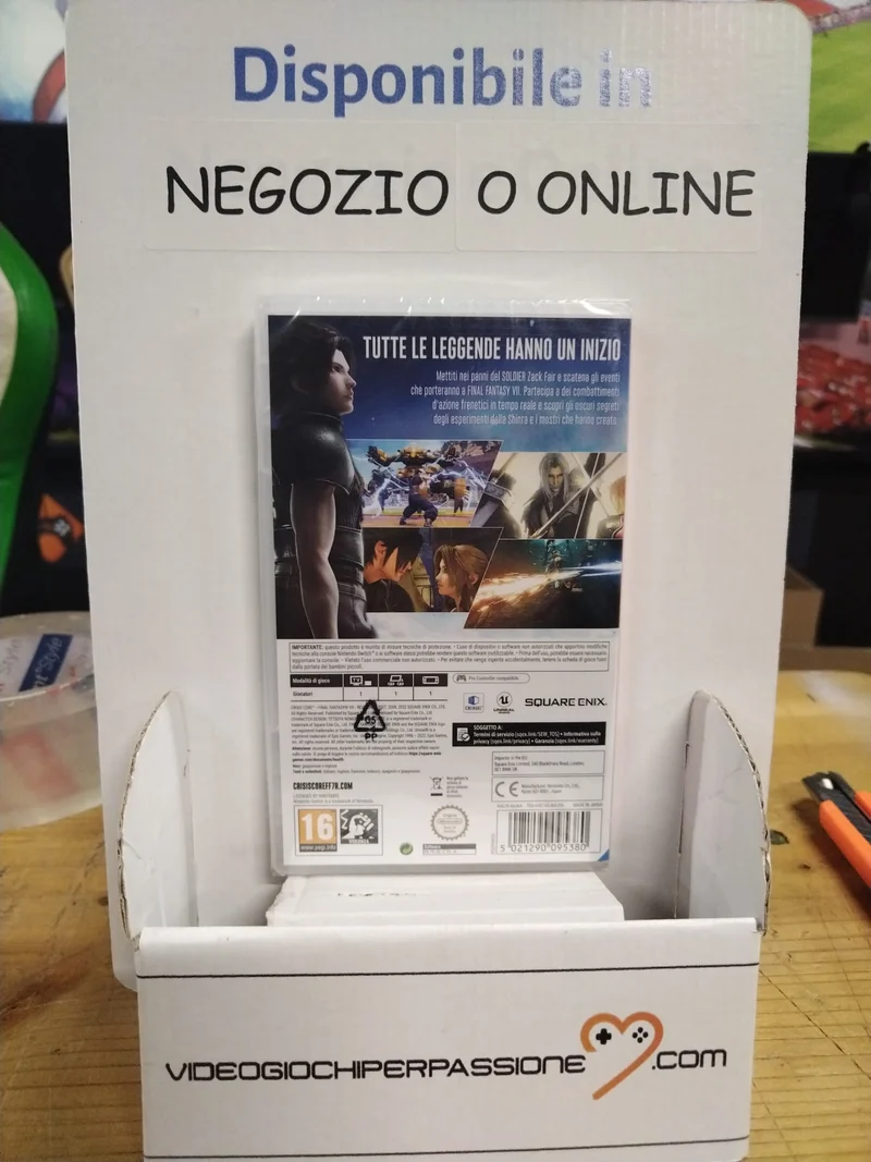 Crisis Core Final Fantasy VII Reunion Nintendo Switch Edizione ITALIANA