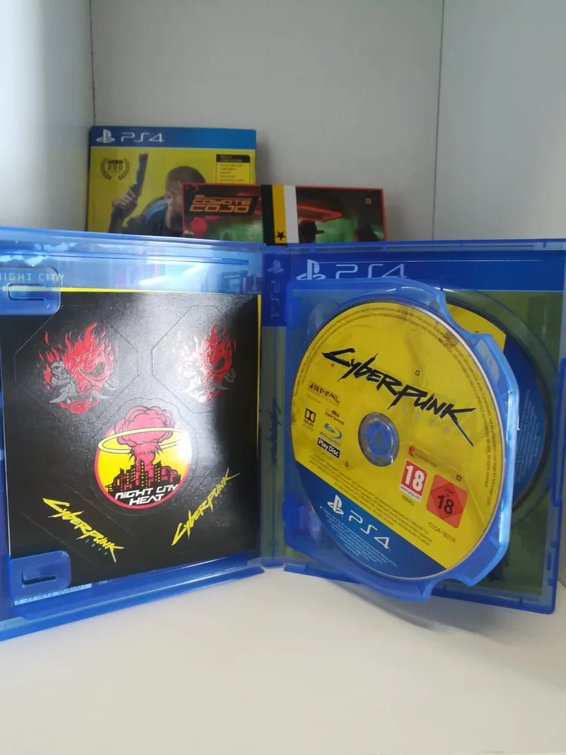 CYBERPUNK 2077-DAY ONE EDITION PS 4 EDIZIONE ITALIANA(usato garantito)