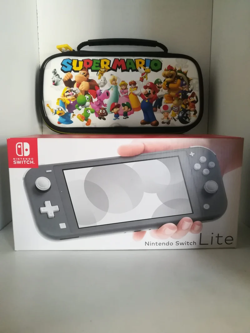 CONSOLE NINTENDO SWITCH LITE GRIGIA + MEMORY CARD 128GB + CUSTODIA (usato garantito)