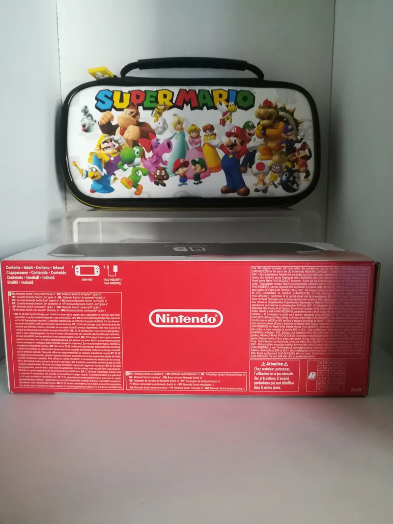 CONSOLE NINTENDO SWITCH LITE GRIGIA + MEMORY CARD 128GB + CUSTODIA (usato garantito)