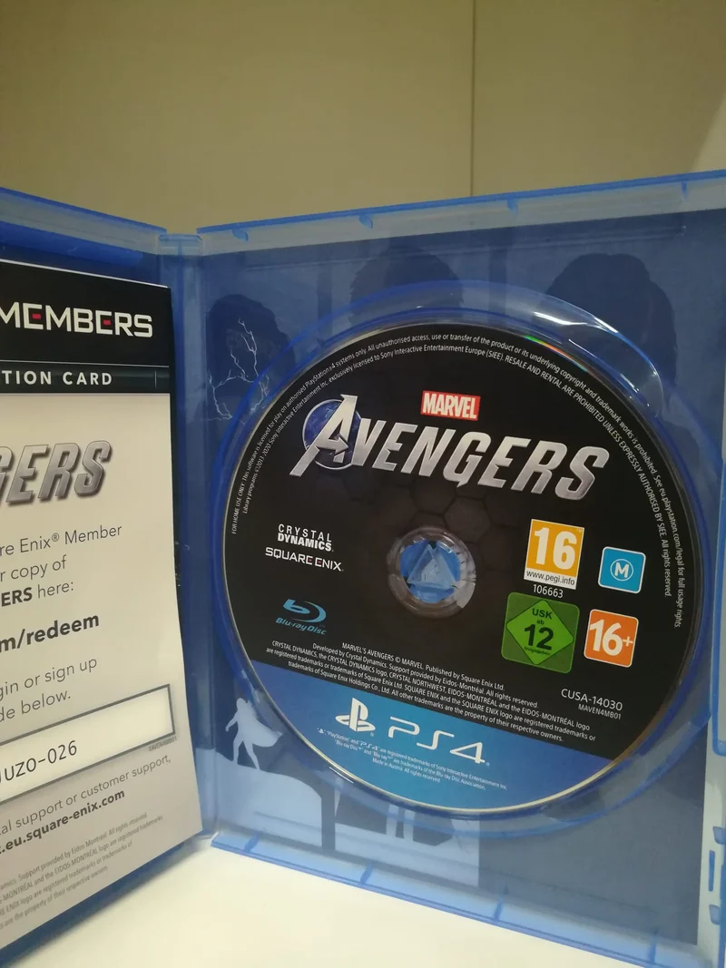 MARVEL AVENGERS PS4 (usato garantito)-(versione italiana)