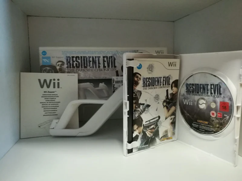 RESIDENT EVIL THE DARKSIDE CHRONICLES NINTENDO WII (usato garantito)