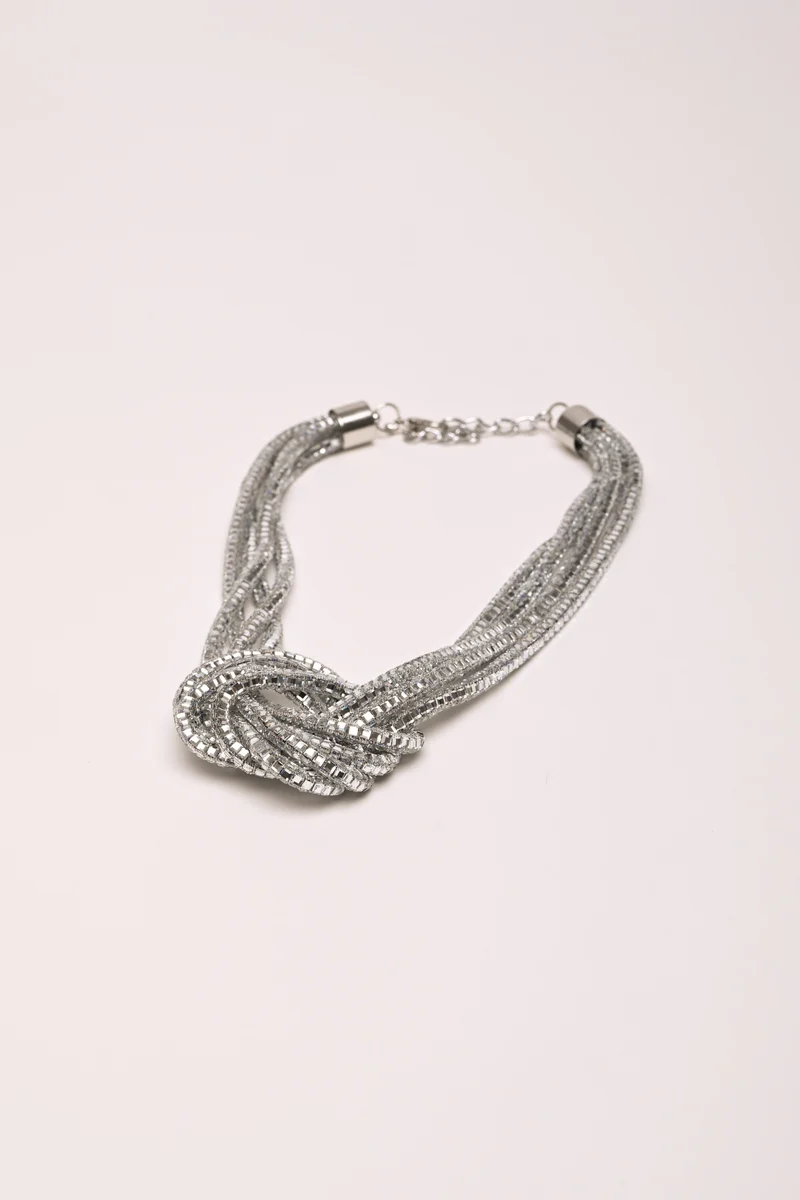 Collana multifili con strass e nodo