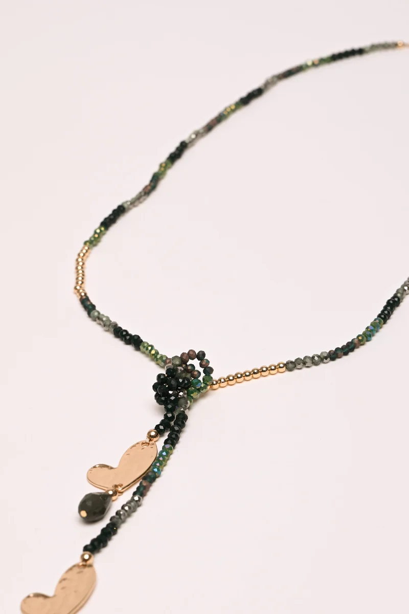Collana lunga con perline cuori