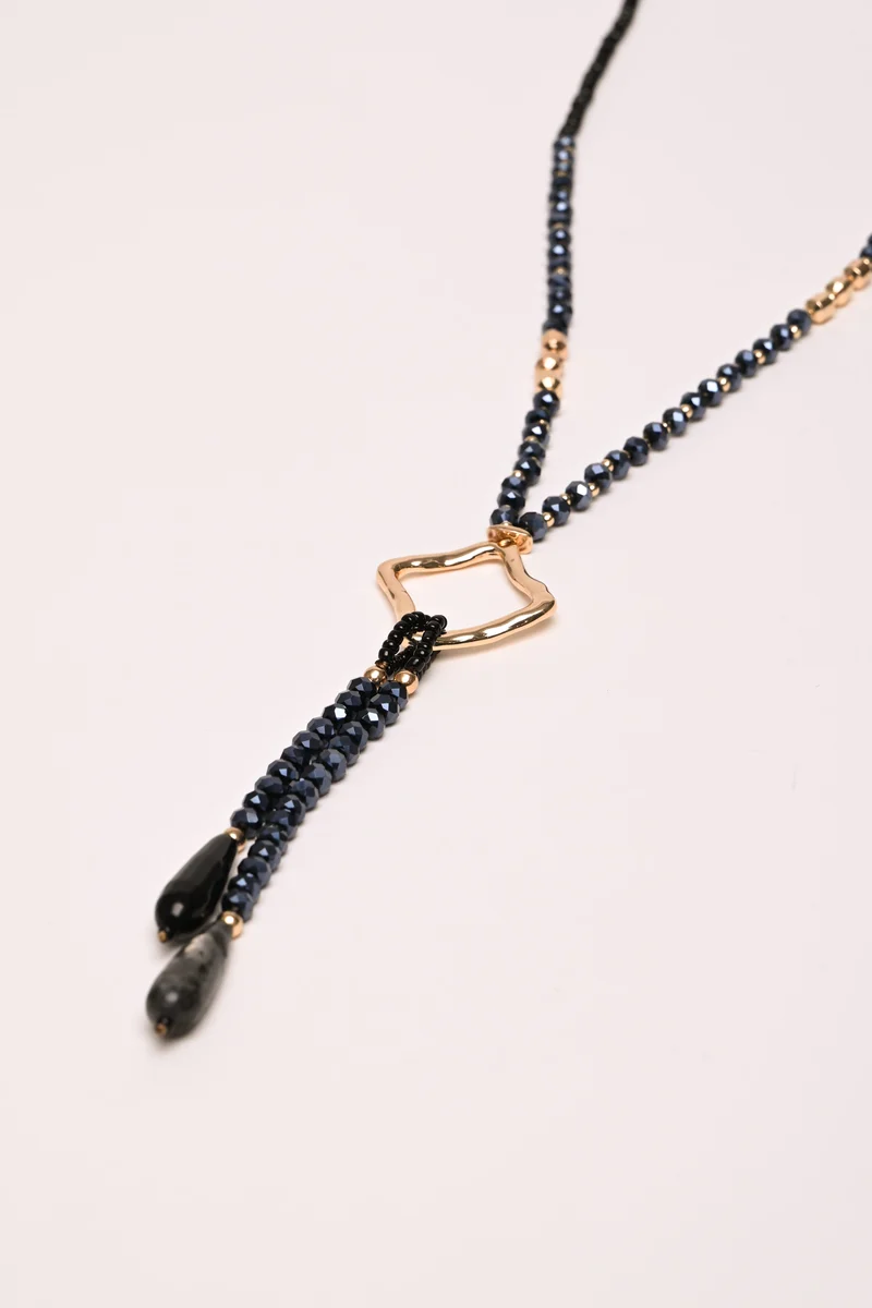 Collana lunga con perline
