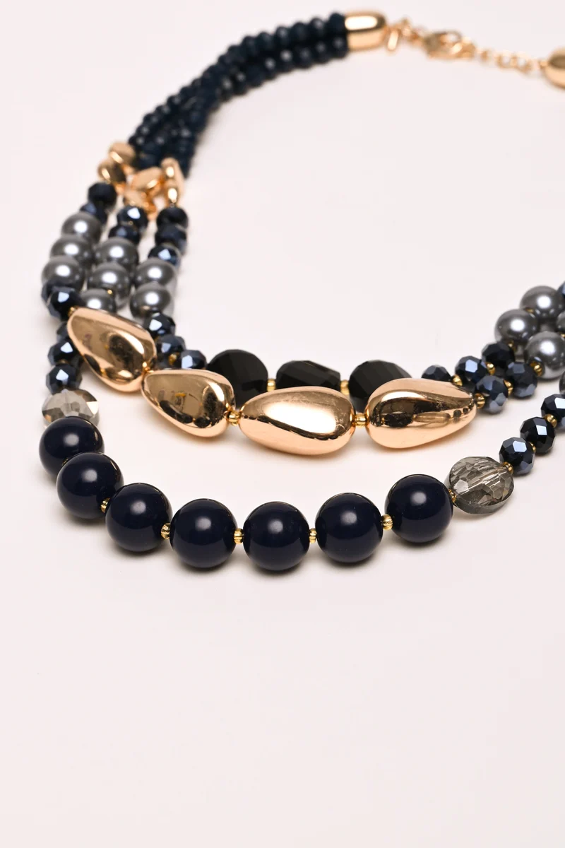 Collana a doppio filo con perline