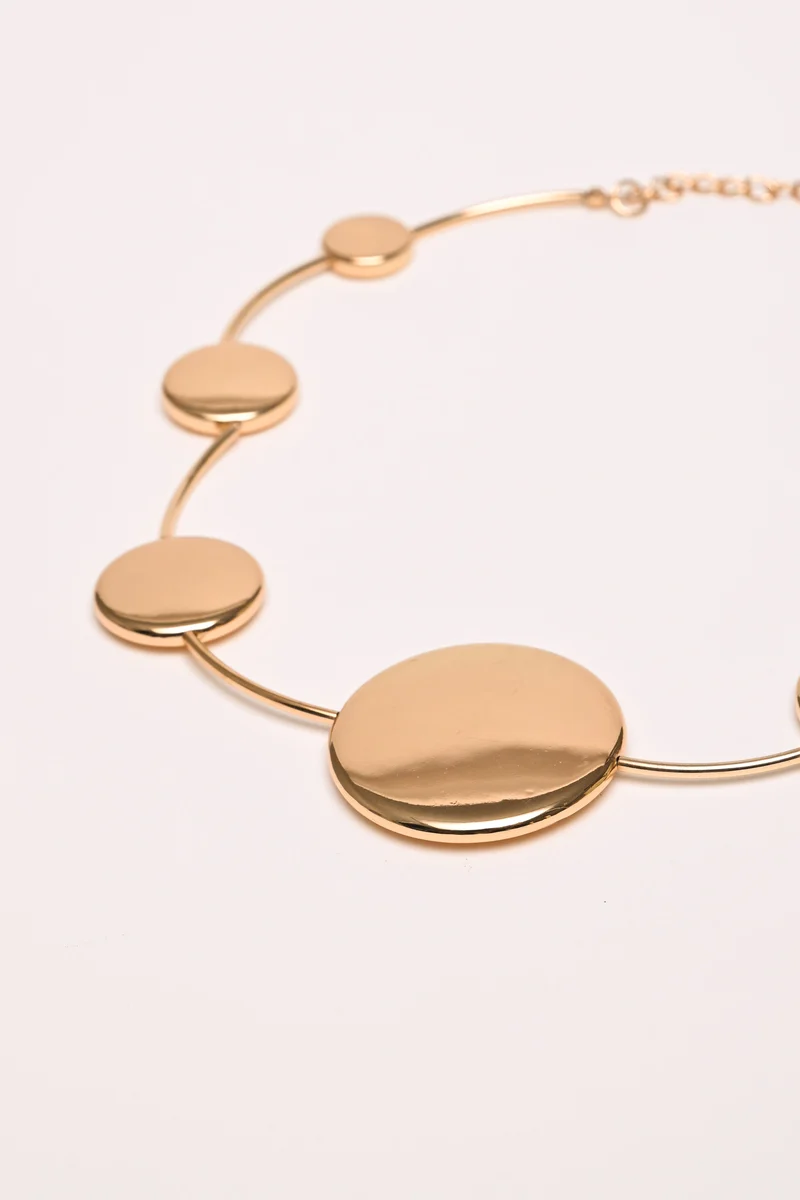 Collana con pendenti circolari