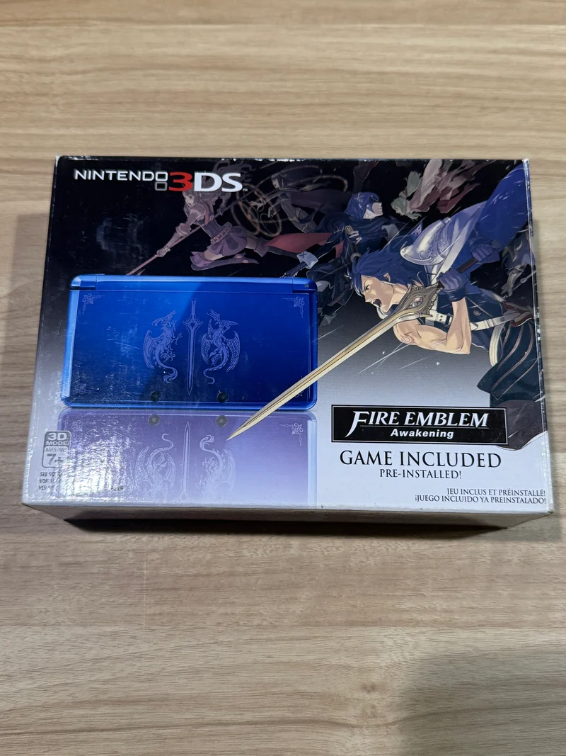 Nintendo 3DS Blue Fire Emblem Awakening Limited Edition