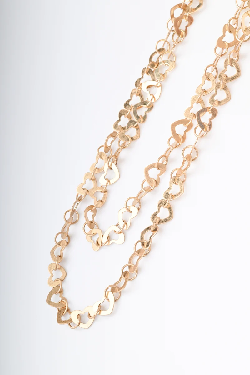 Collana lunga a doppio filo con cuori