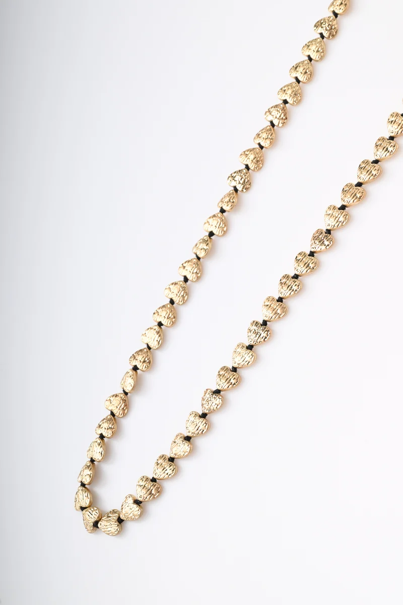 Collana lunga con cuori