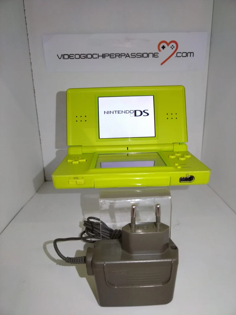 CONSOLE NINTENDO DS LITE (usato garantito)(senza scatola)(va bene per giochi gba)(con caricatora)