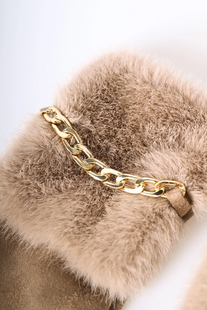 Guanti con polsino in faux fur e catenella